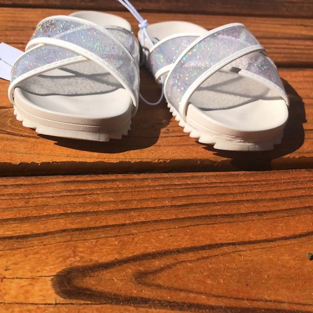 NWT J Crew Crewcuts Ivory Pool Slides with Glitter Straps Sizes 10, 12 and 13 - Picture 6 of 9